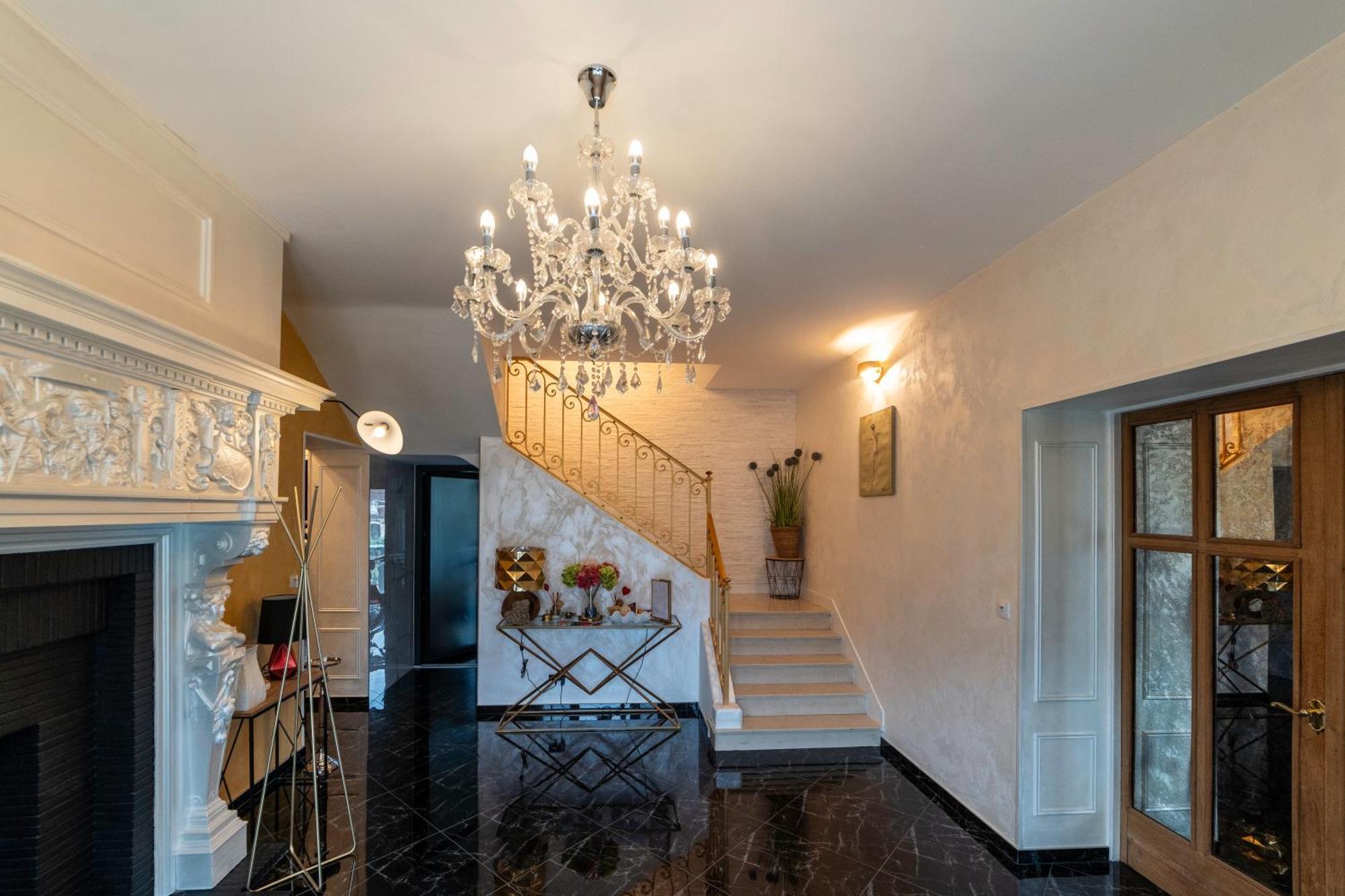 Les Etoiles Bed & Breakfast Tonnerre Exterior photo
